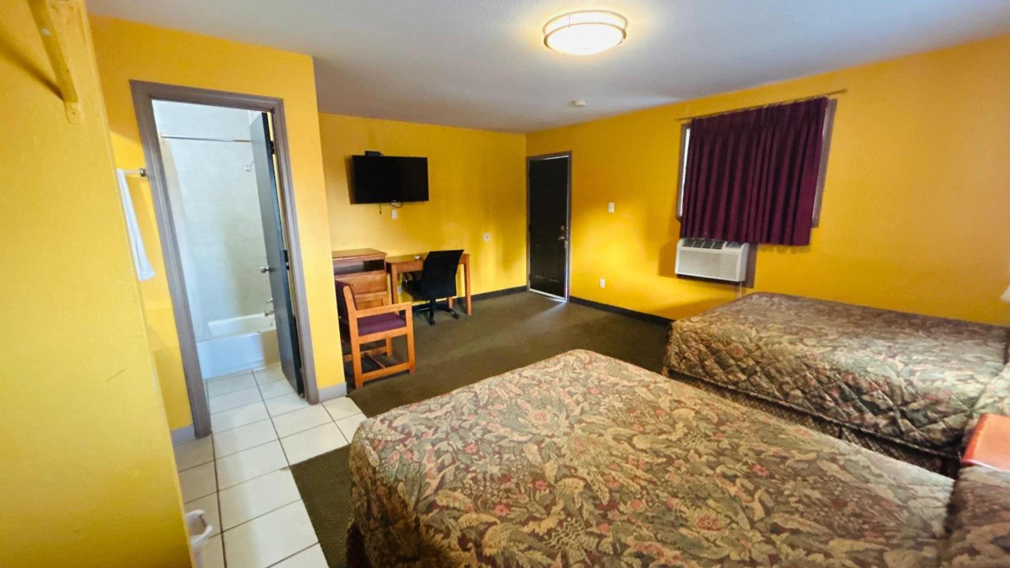 Relax Inn By Oyo Sulphur Hwy 90 Exterior photo